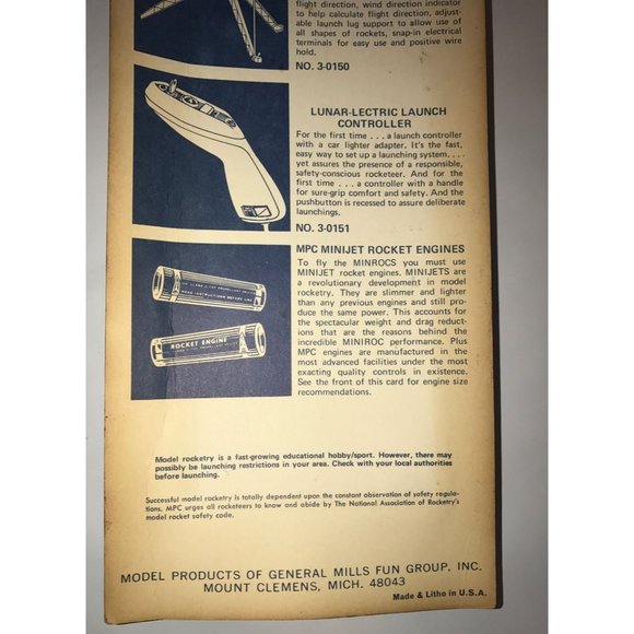 Vintage Delta-Katt - MiniRocs Flying Model Rocket Kit - Balsa Parts - Picture 4 of 5